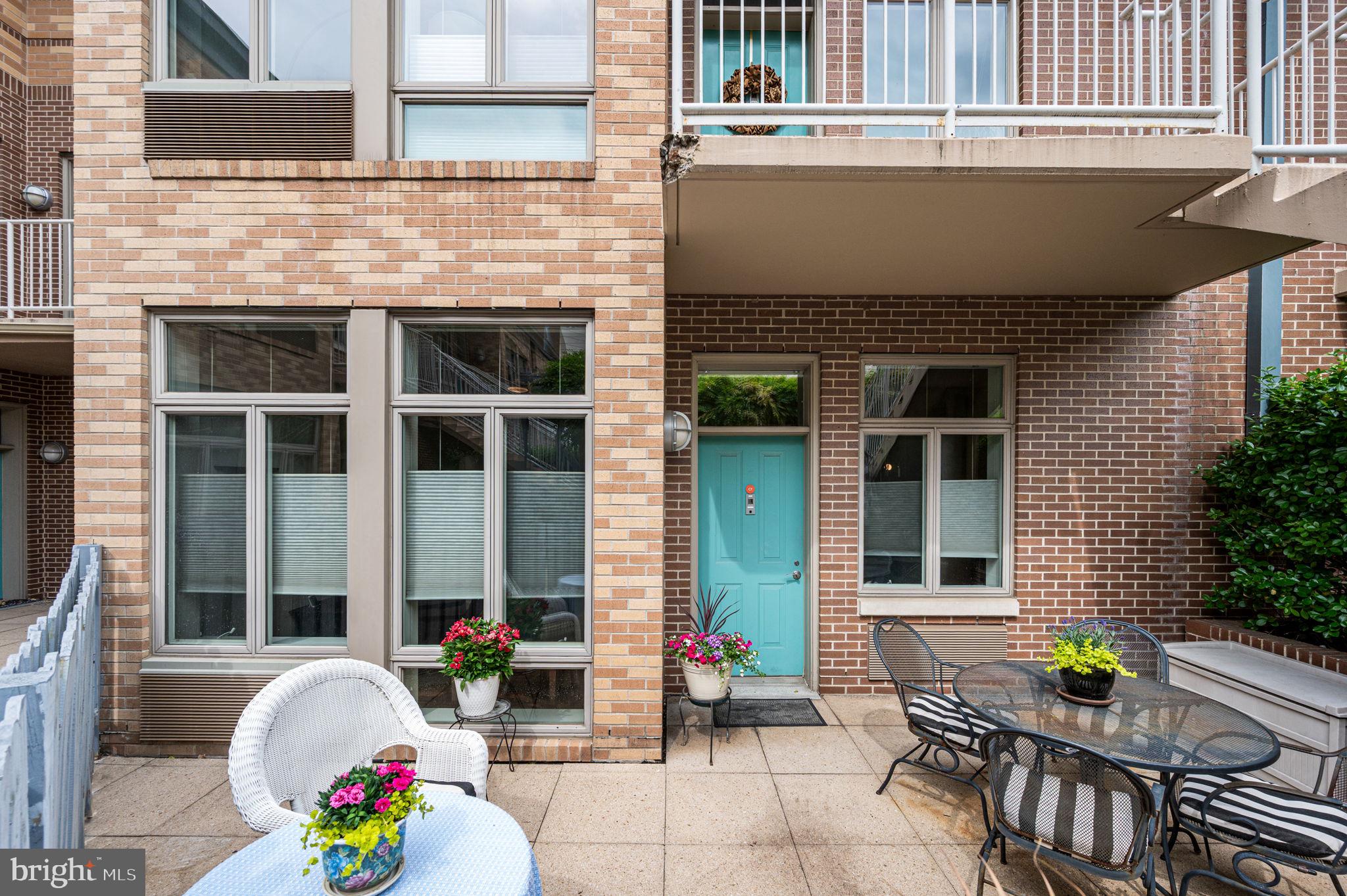 1900 Hamilton Street, Unit C7 Philadelphia, PA 19130 - Photo 23 of 33 Private front patio