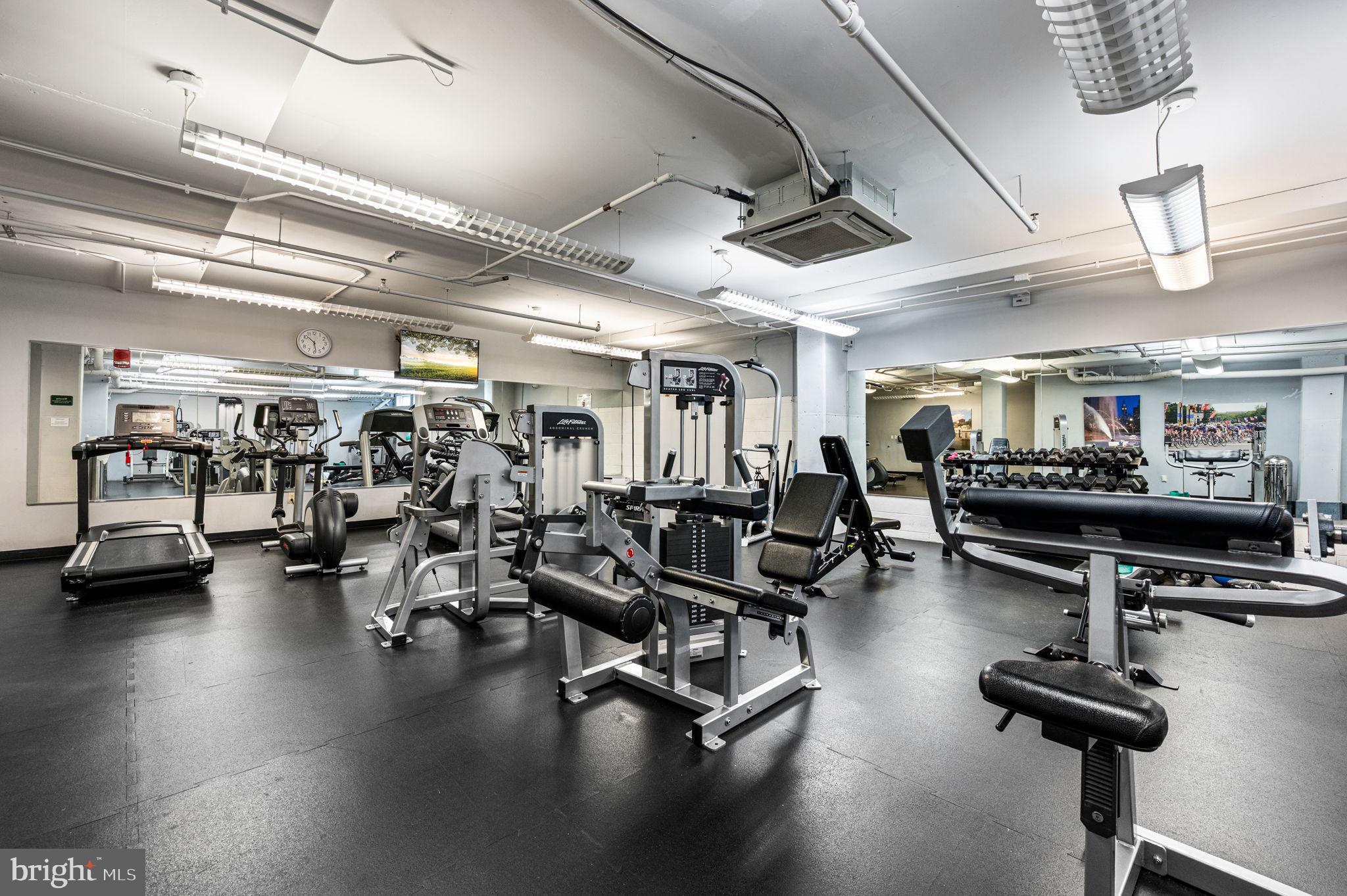 1900 Hamilton Street, Unit C7 Philadelphia, PA 19130 - Photo 29 of 33 Fitness center