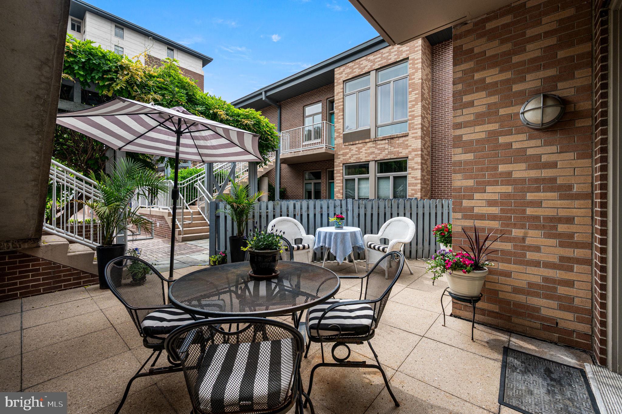 1900 Hamilton Street, Unit C7 Philadelphia, PA 19130 - Photo 3 of 33 Private front patio
