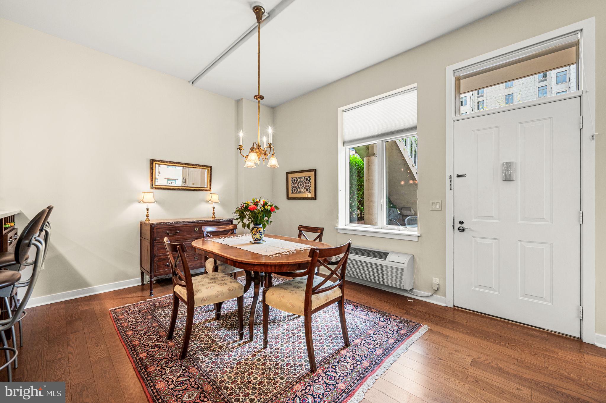 1900 Hamilton Street, Unit C7 Philadelphia, PA 19130 - Photo 9 of 33 Dining area