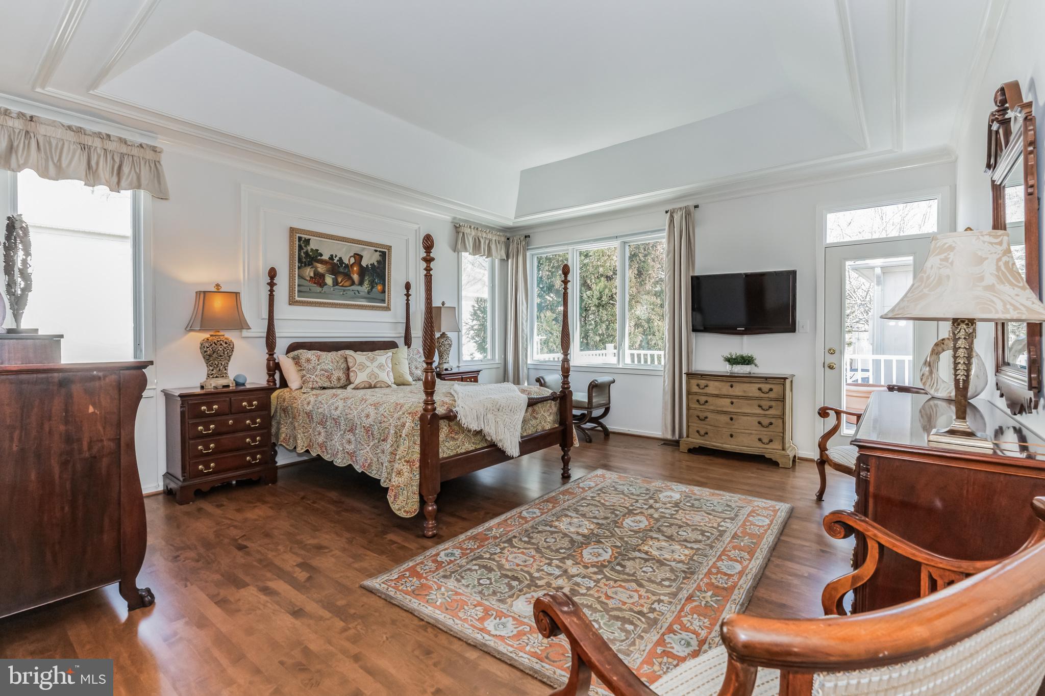 20892 Waterbeach Place Sterling, VA 20165 - Photo 15 of 40 primary bedroom