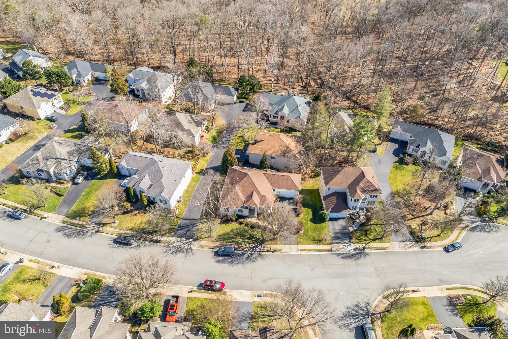 20892 Waterbeach Place Sterling, VA 20165 - Photo 33 of 40