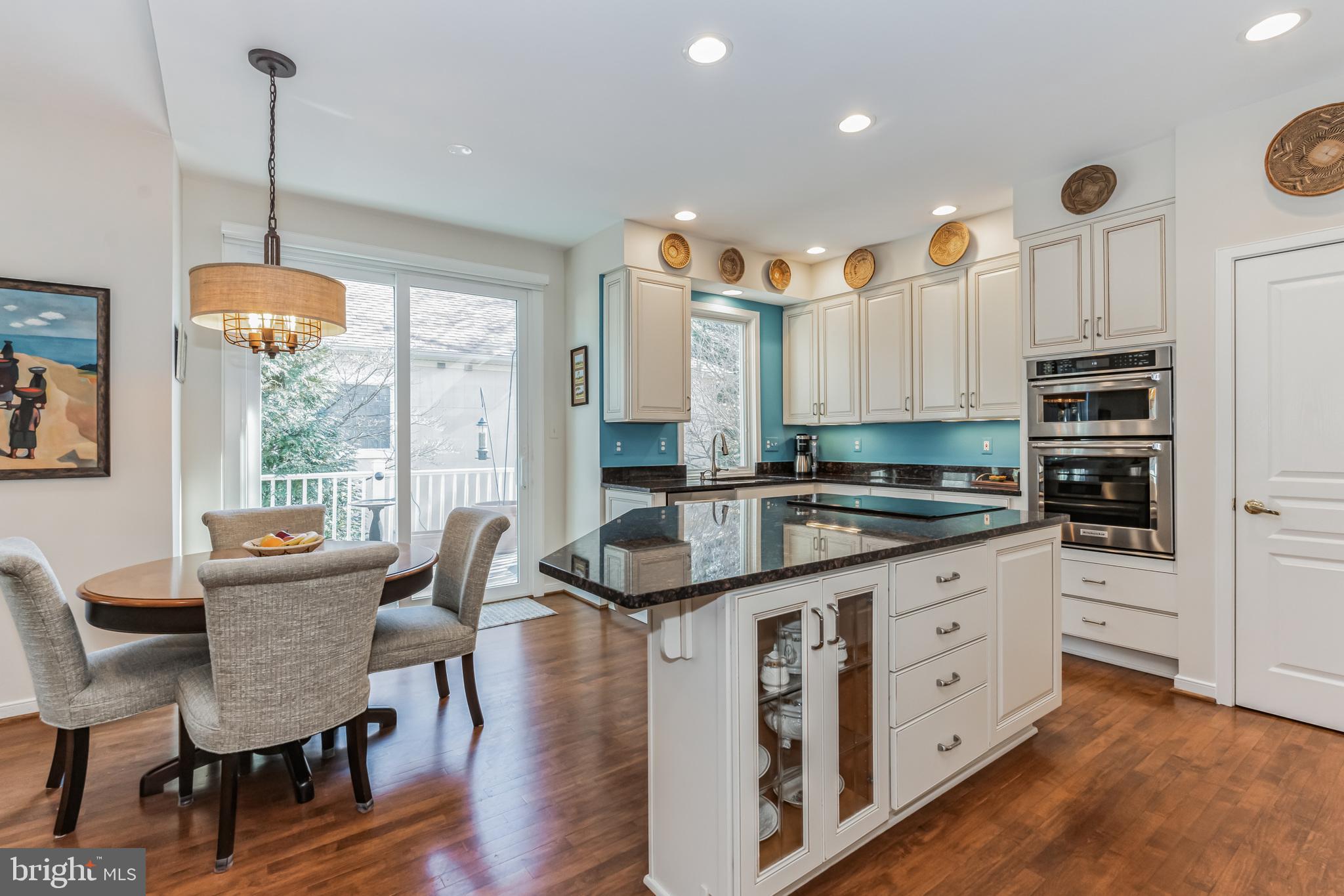 20892 Waterbeach Place Sterling, VA 20165 - Photo 8 of 40