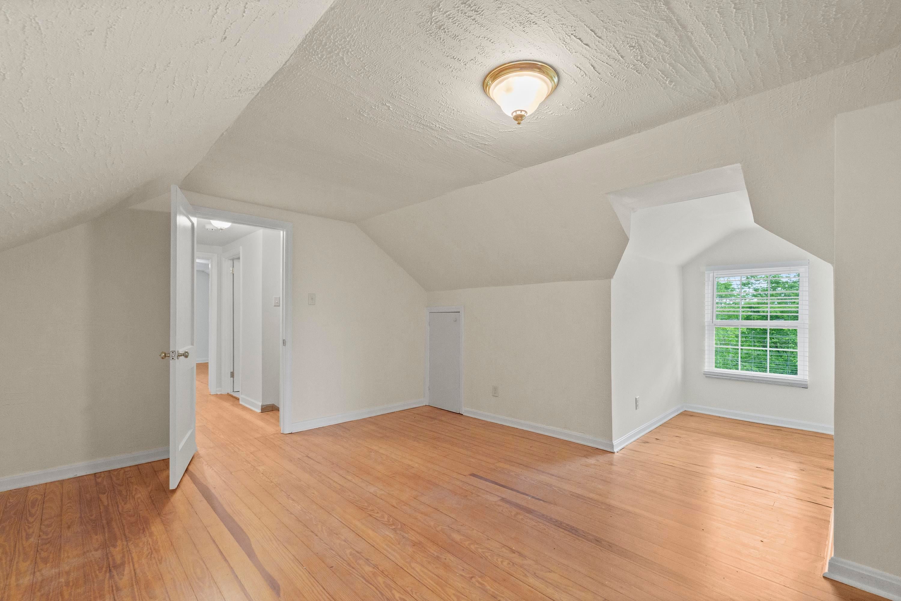 1873 McCoy Road Huntington, WV 25701 - Photo 29 of 32 Gallery Image 29