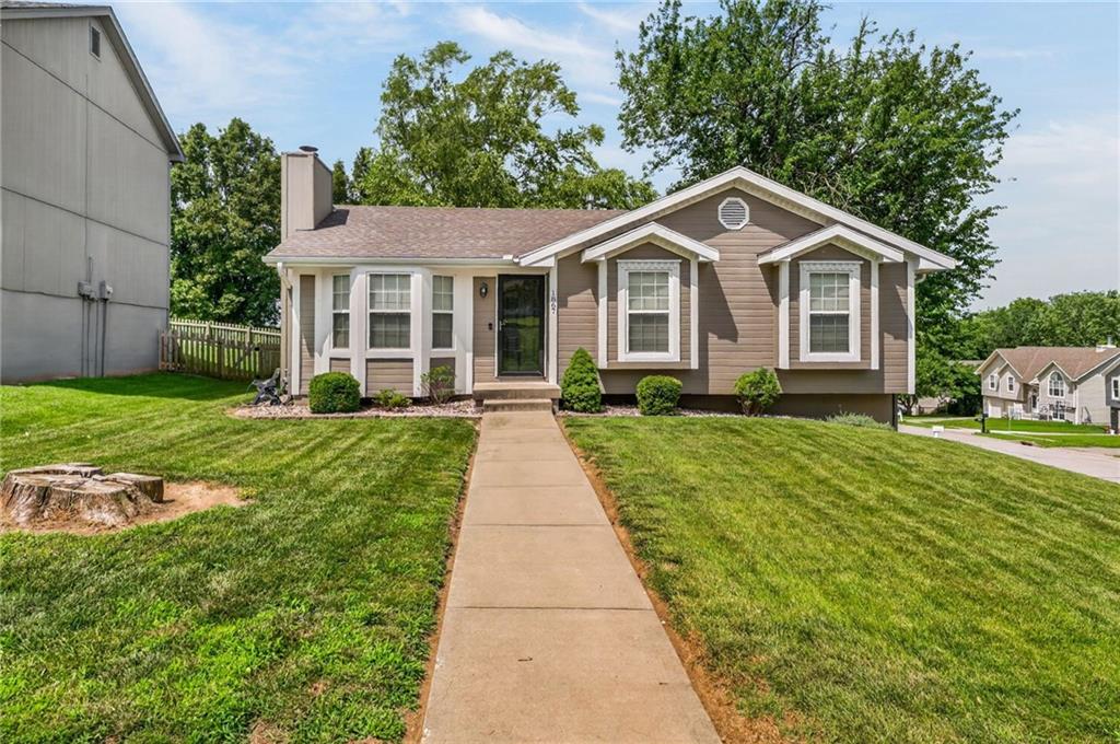 1867 Quail Ridge Drive Liberty, MO 64068 - Photo 2 of 30