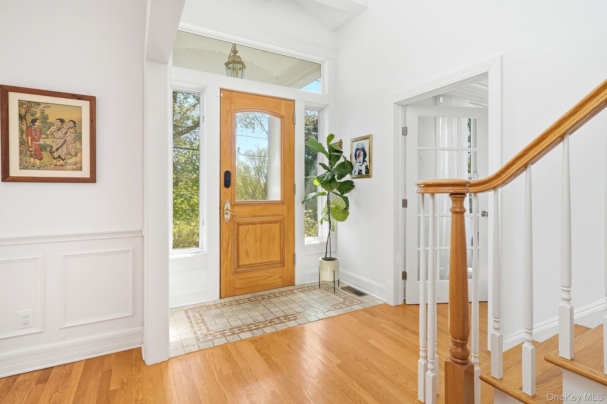 60 Hillside Lane New Rochelle, NY 10804 - Photo 4 of 44 a view of an entryway with staircase