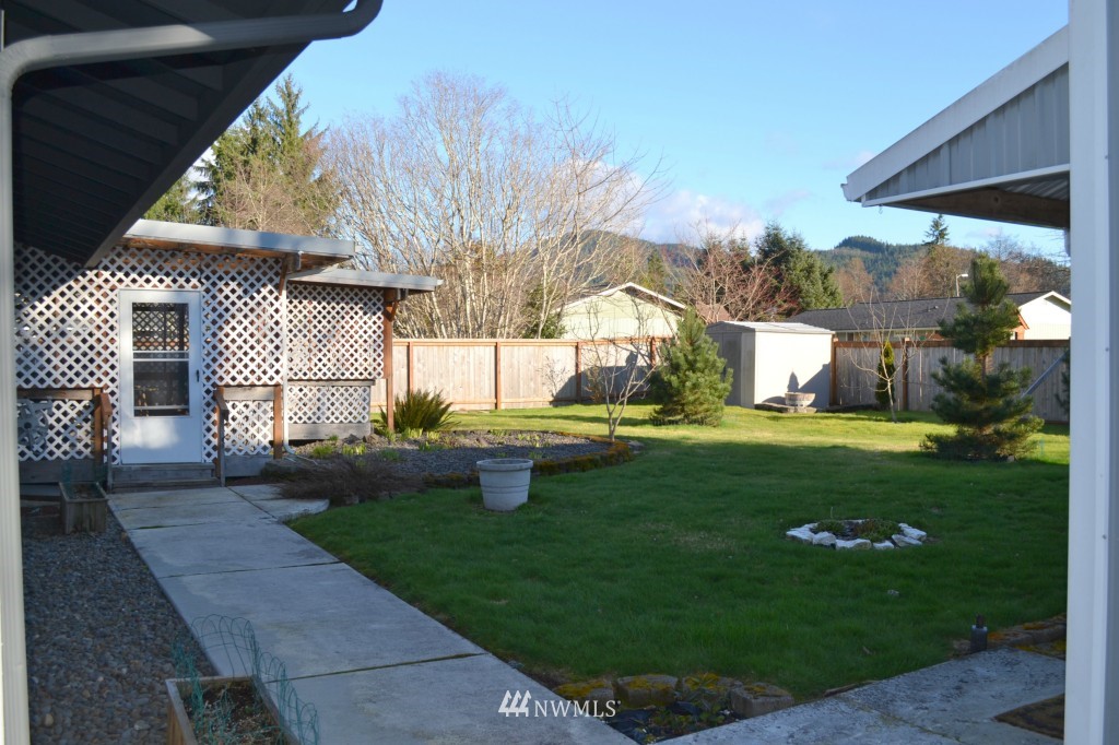 570 Mayberry Street Forks, WA 98331 - Photo 8 of 9 Gallery Image 8