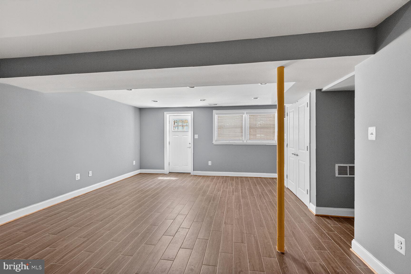 43983 Choptank Terrace Ashburn, VA 20147 - Photo 16 of 21 Versatile space with modern finishes.