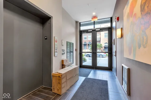 $499,999 | 504 North Park Avenue, Unit 6, Indianapolis, IN 46202