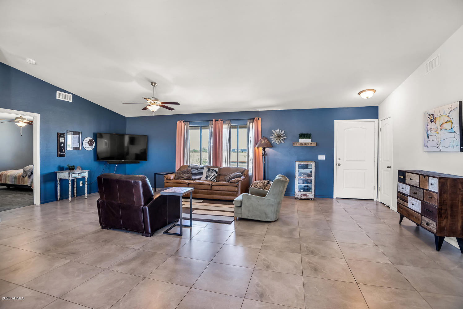 14508 South Tuthill Road Buckeye, AZ 85326 - Photo 2 of 18 Great Room