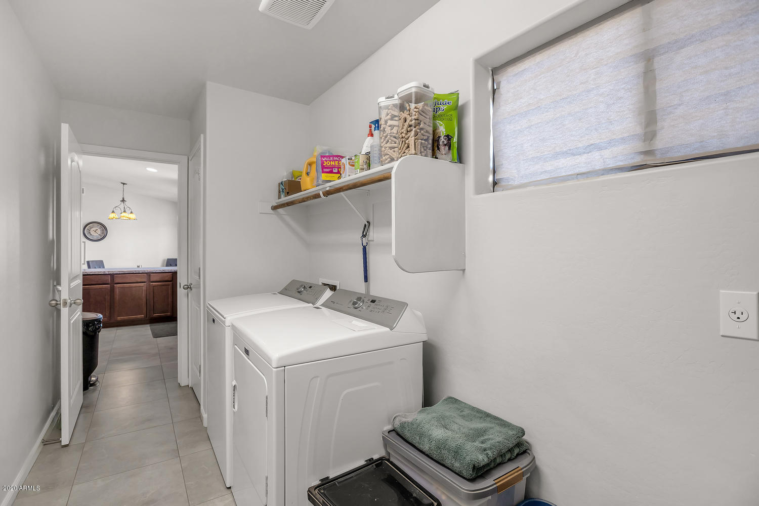 14508 South Tuthill Road Buckeye, AZ 85326 - Photo 7 of 18 Large Laundry Room