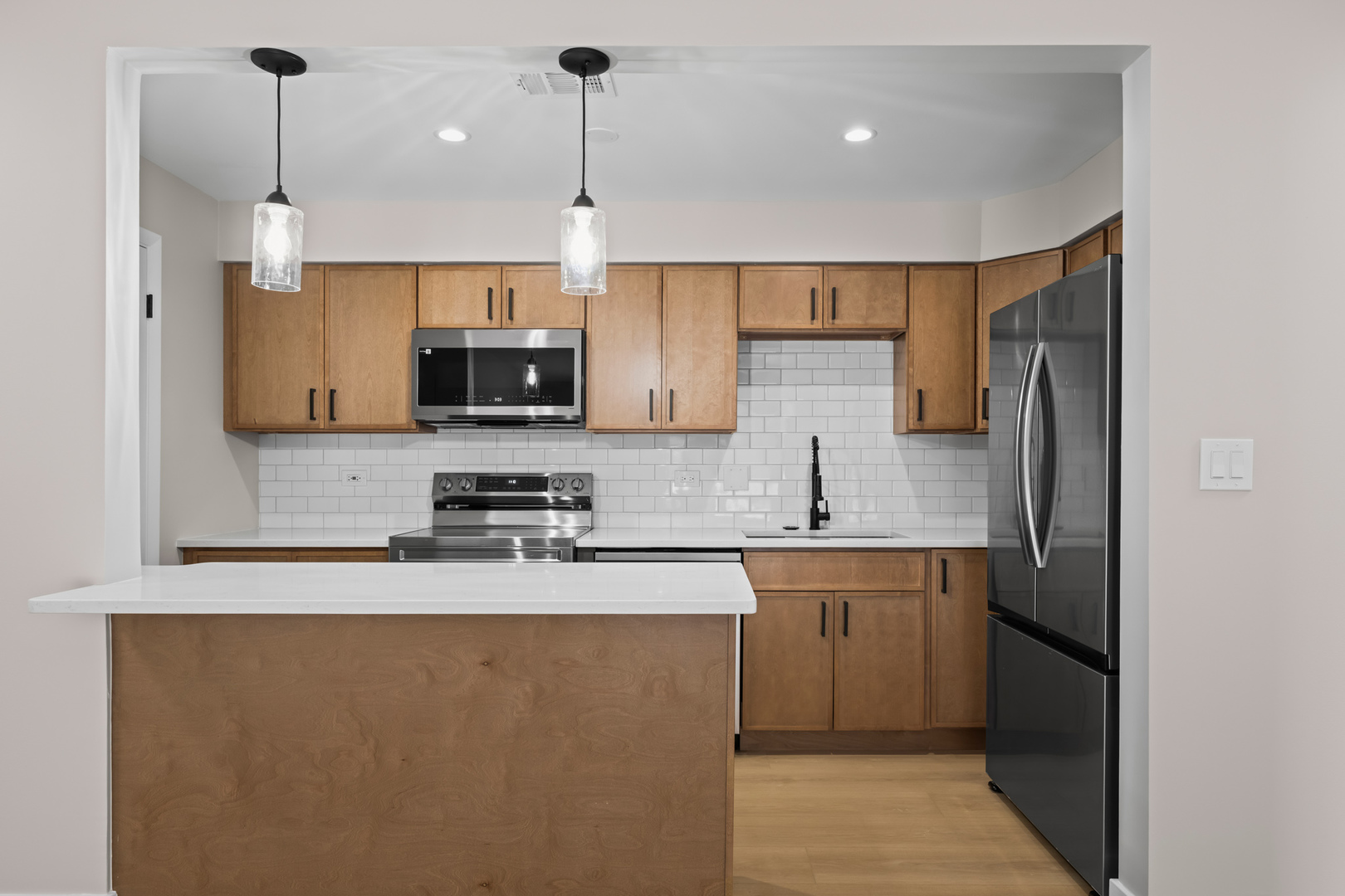 705 West Central Road, Unit A8 Mount Prospect, IL 60056 - Photo 5 of 16