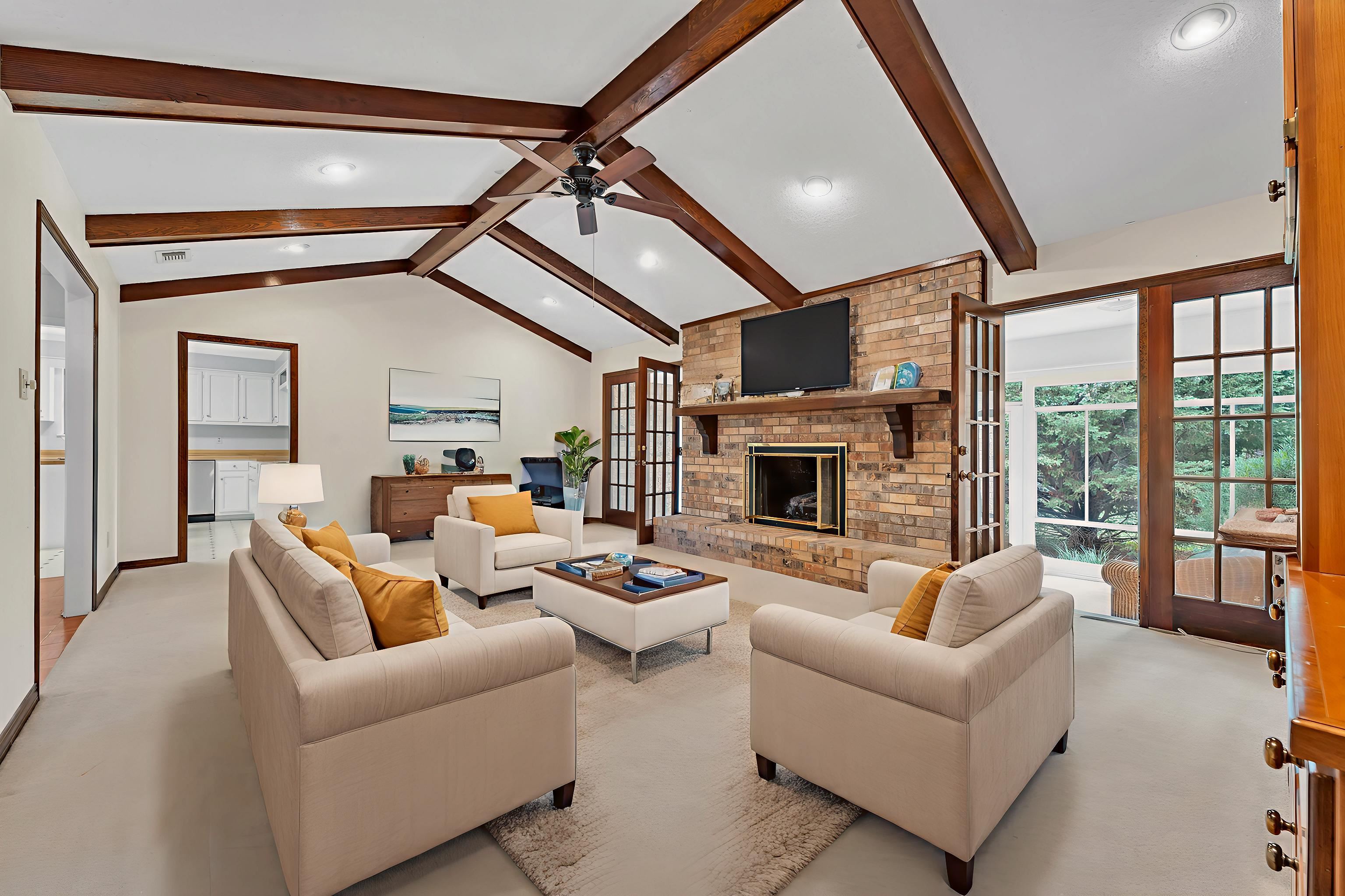 110 Dewitt Circle Daphne, AL 36526 - Photo 4 of 42 Living Room