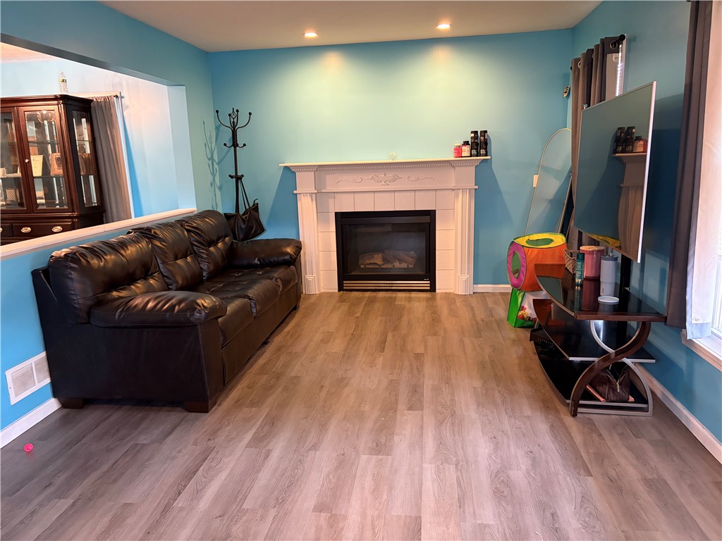 291 Troup Street Rochester, NY 14608 - Photo 8 of 44 Gallery Image 8