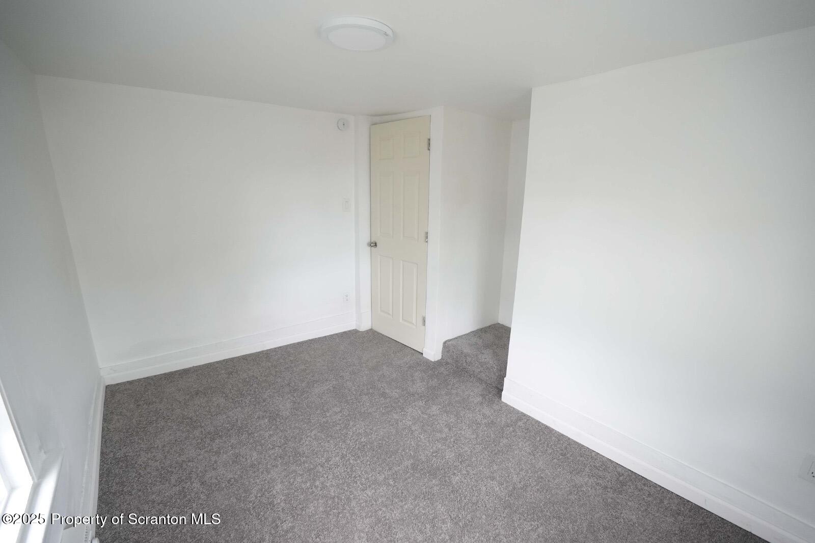 1012 Clearview Street Scranton, PA 18508 - Photo 13 of 25 1012 Clearview 13