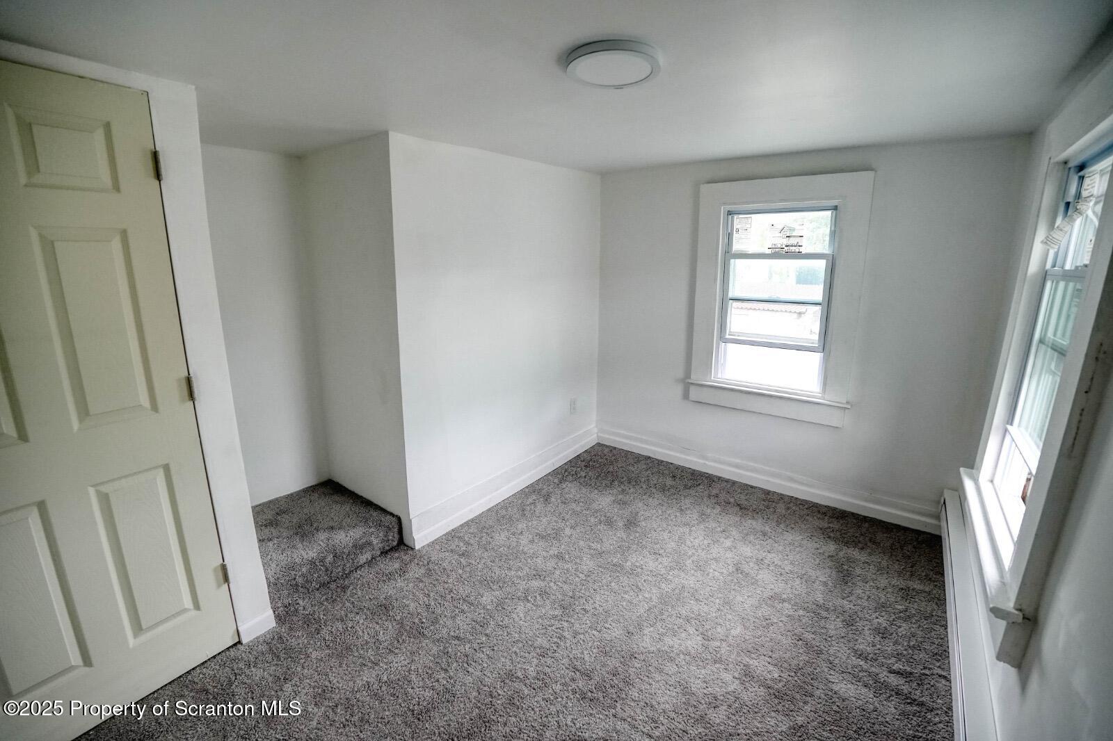 1012 Clearview Street Scranton, PA 18508 - Photo 17 of 25 1012 Clearview 18