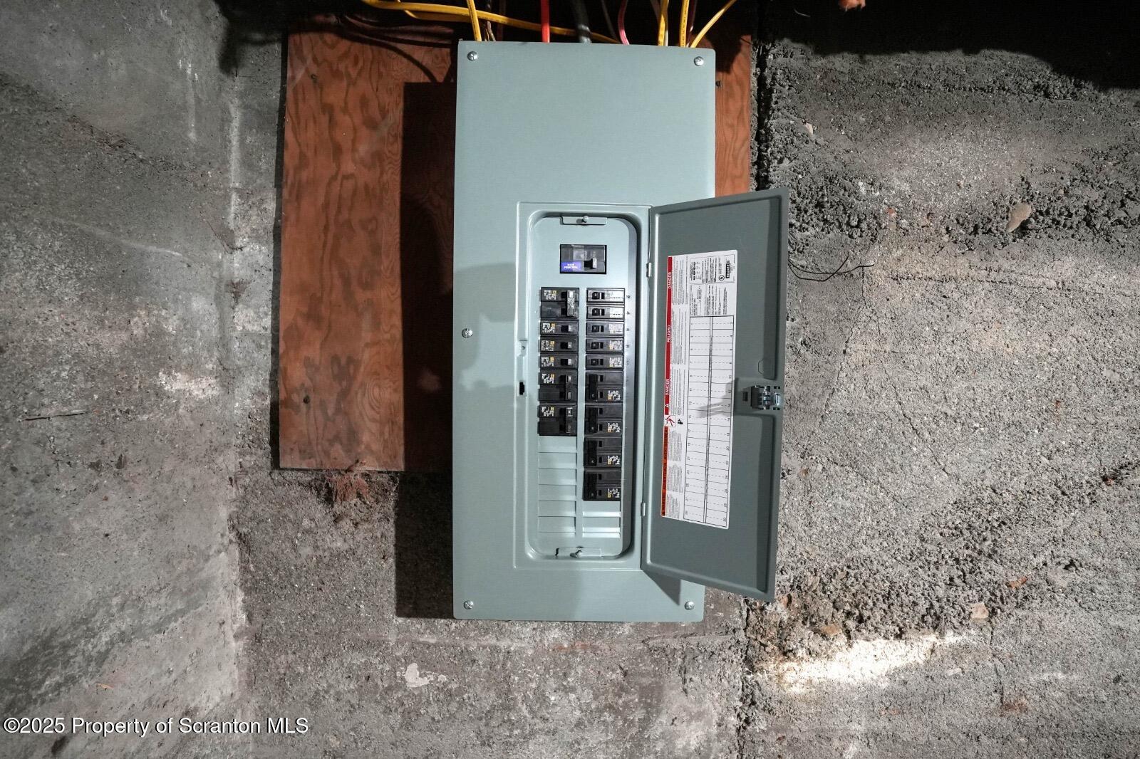 1012 Clearview Street Scranton, PA 18508 - Photo 20 of 25 112 Cearview 22