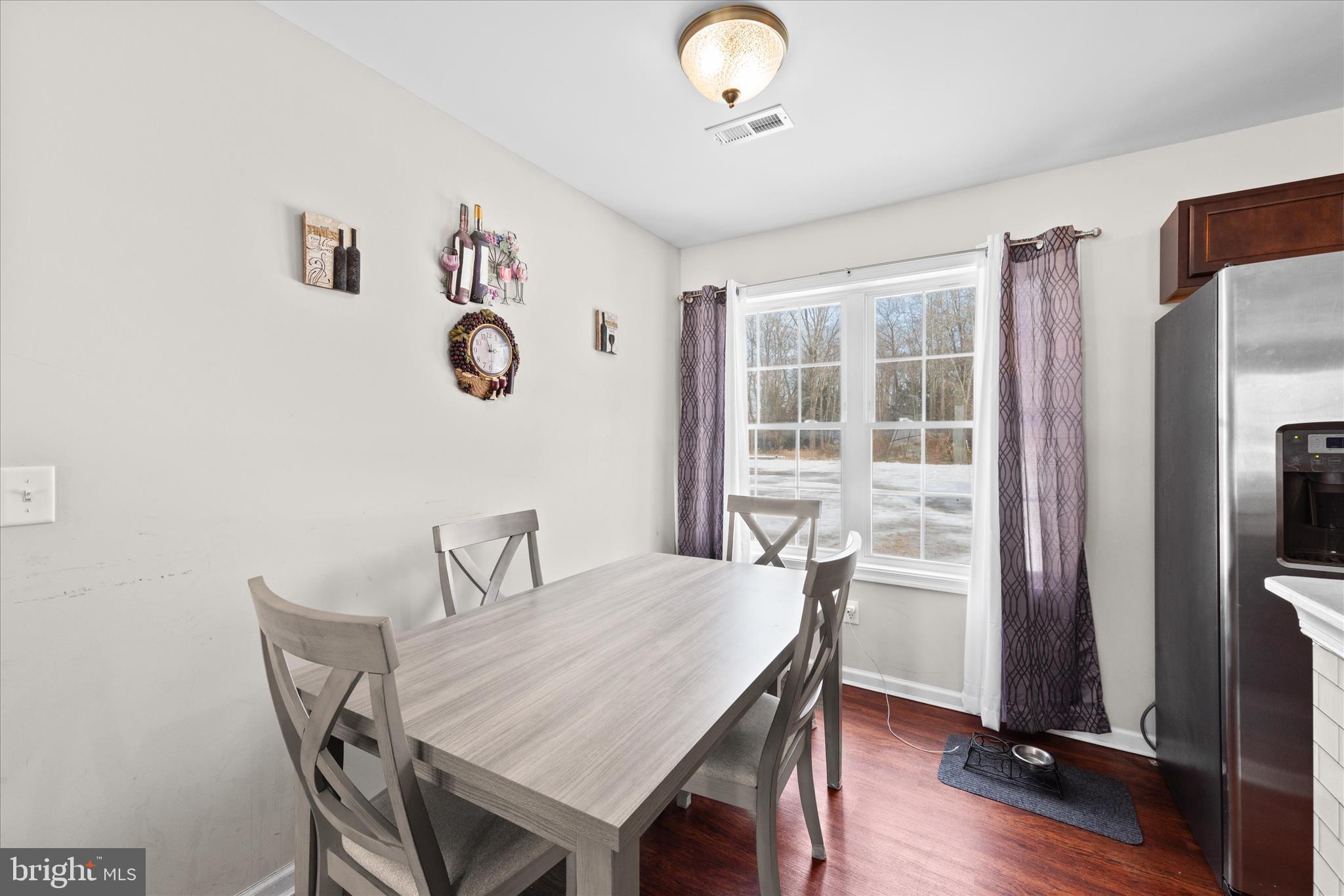 9019 Stage Road Delmar, MD 21875 - Photo 8 of 27 Dining Area