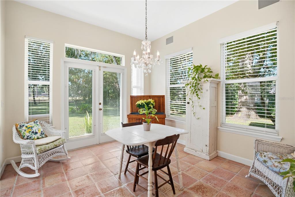 416 Magnolia Street Windermere, FL 34786 - Photo 12 of 50