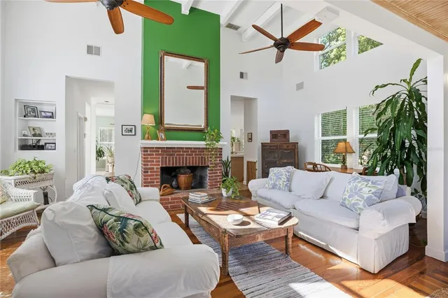 $885,000 | 416 Magnolia Street, Windermere, FL 34786