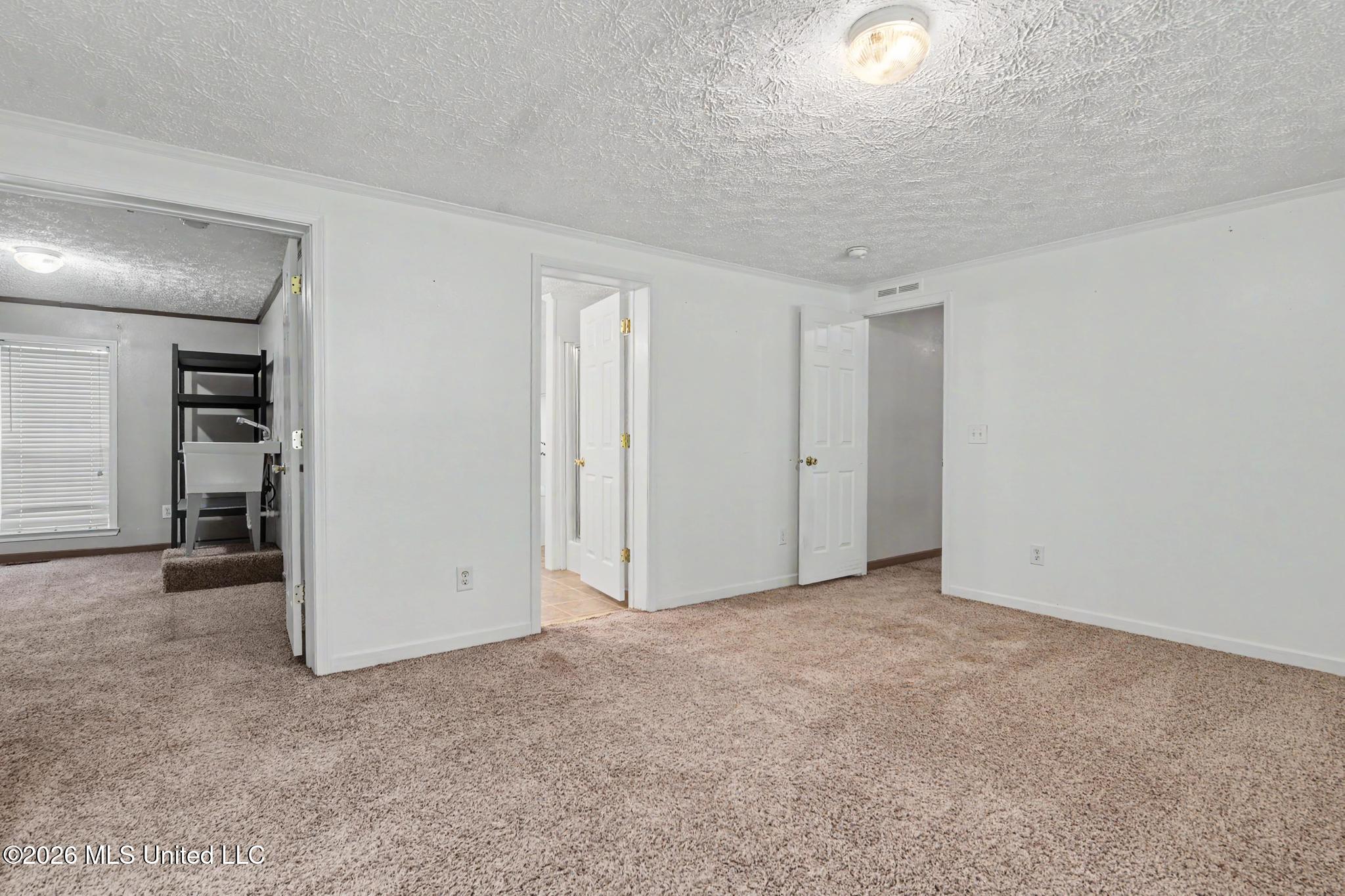 2916 Lee Pierce Road Moss Point, MS 39562 - Photo 13 of 29 013