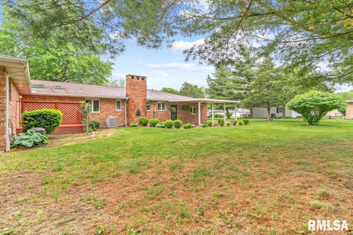 80 Celeste Court Springfield, IL 62703 - Photo 5 of 12 Gallery Image 5
