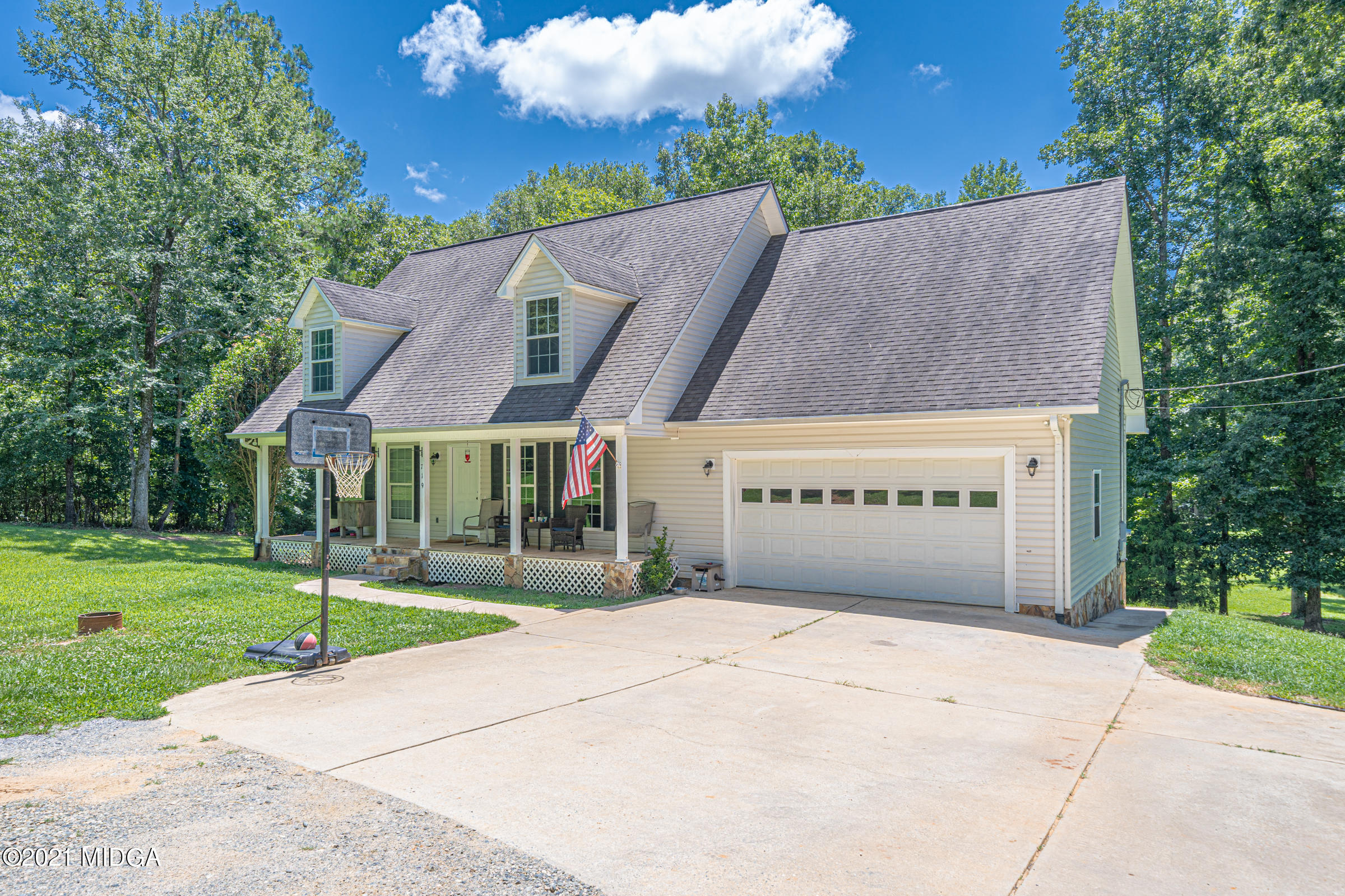 719 Comer Road Gray, GA 31032 - Photo 2 of 30 DSC00457
