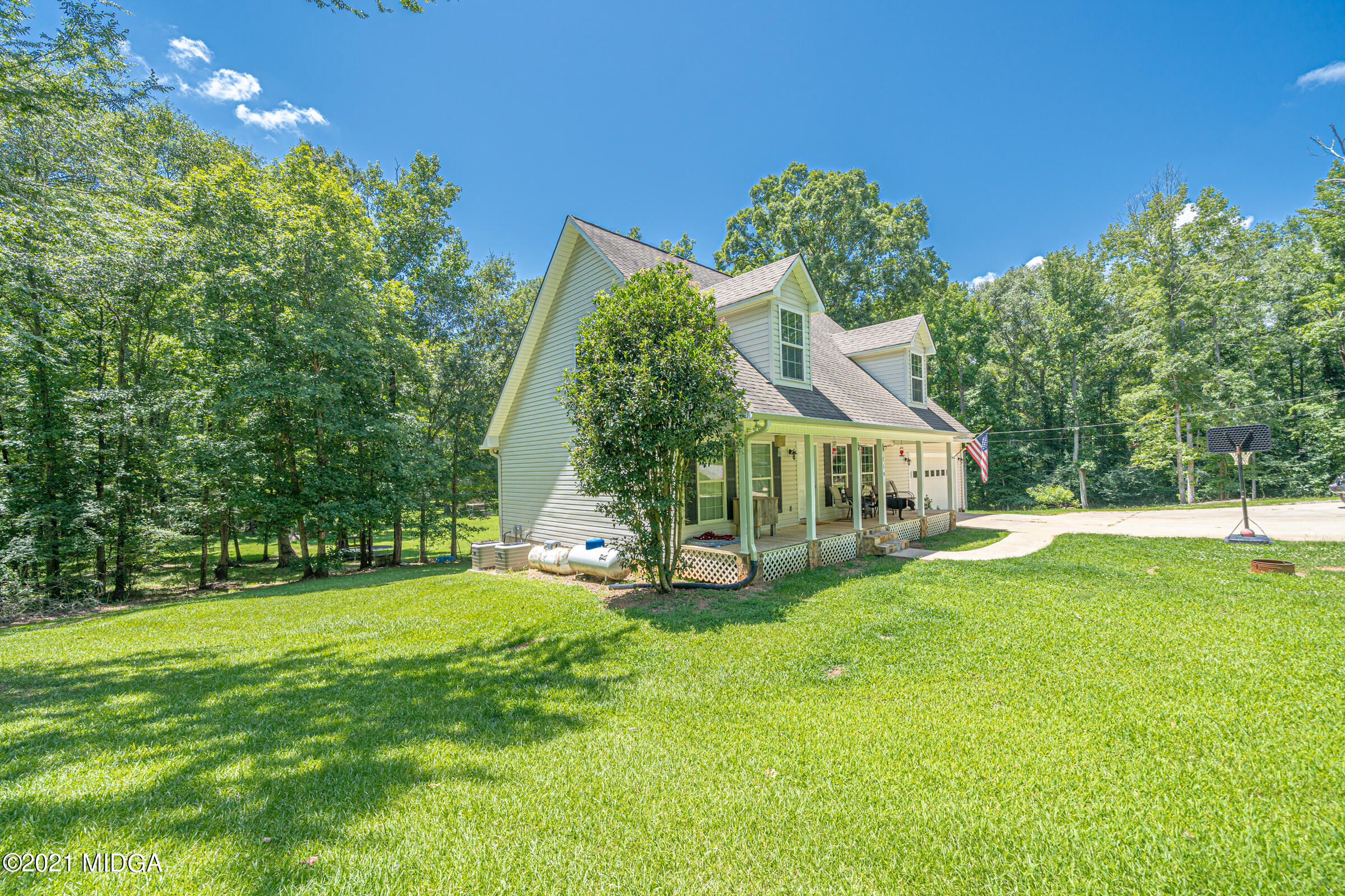 719 Comer Road Gray, GA 31032 - Photo 4 of 30 DSC00460