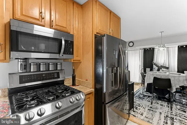 $250,000 | 5851 Quantrell Avenue, Unit 109, Alexandria, VA 22312