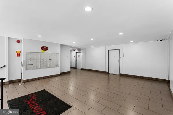 $250,000 | 5851 Quantrell Avenue, Unit 109, Alexandria, VA 22312