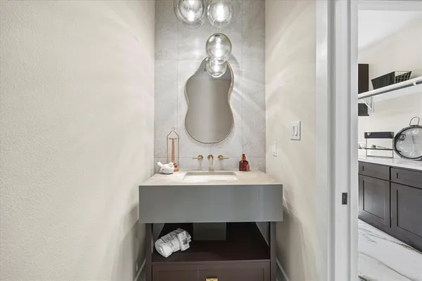 $572,000 | 3186 County Road 1076, Celeste, TX 75423