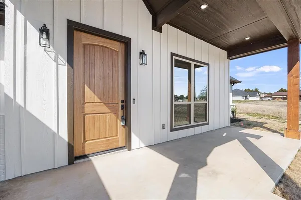 $572,000 | 3186 County Road 1076, Celeste, TX 75423