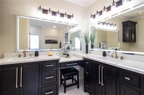 $489,000 | 121 Oak Ridge Drive, Laplace, LA 70068