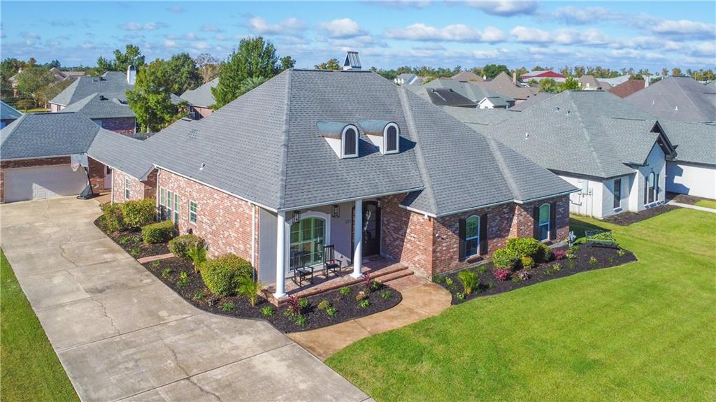 121 Oak Ridge Drive Laplace, LA 70068 - Photo 2 of 32