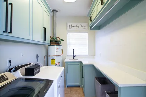 $489,000 | 121 Oak Ridge Drive, Laplace, LA 70068