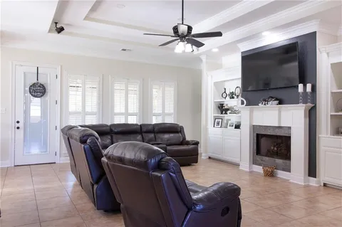 $489,000 | 121 Oak Ridge Drive, Laplace, LA 70068