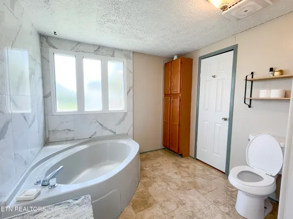 $1,900 | 237 County Road 266, Sweetwater, TN 37874