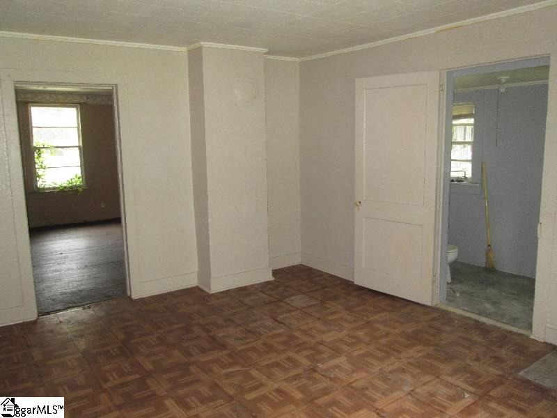 4 Riverside Street Laurens, SC 29360 - Photo 7 of 9 Gallery Image 7