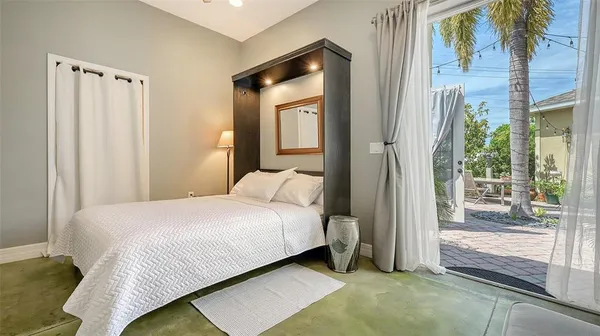 $1,295,000 | 640 North Osprey Avenue, Sarasota, FL 34236