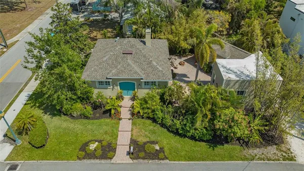 $1,295,000 | 640 North Osprey Avenue, Sarasota, FL 34236