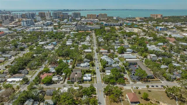 $1,400,000 | 640 North Osprey Avenue, Sarasota, FL 34236