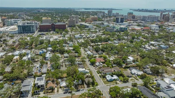 $1,295,000 | 640 North Osprey Avenue, Sarasota, FL 34236