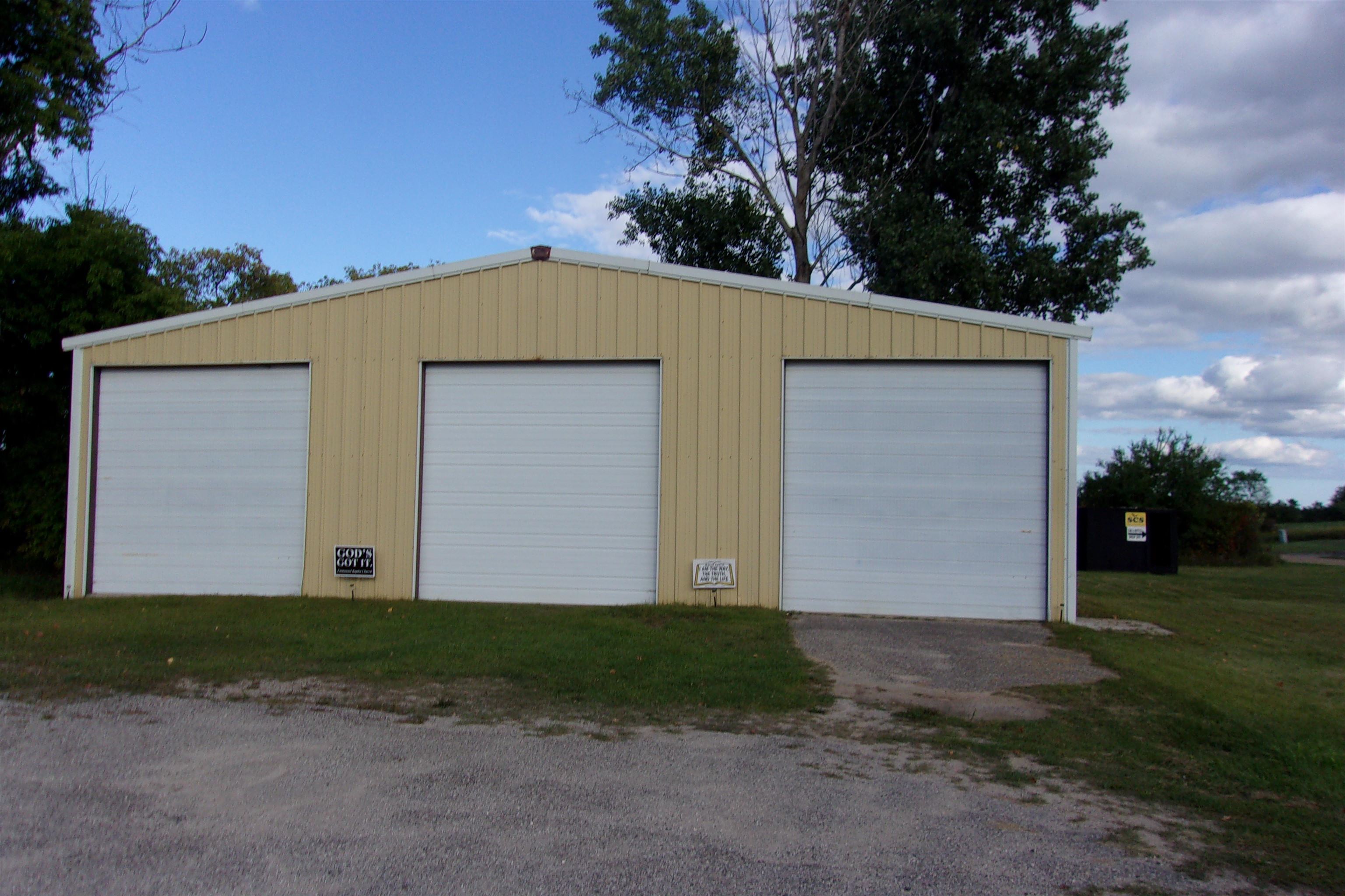 4010 Adams Road Gladwin, MI 48624 - Photo 2 of 11