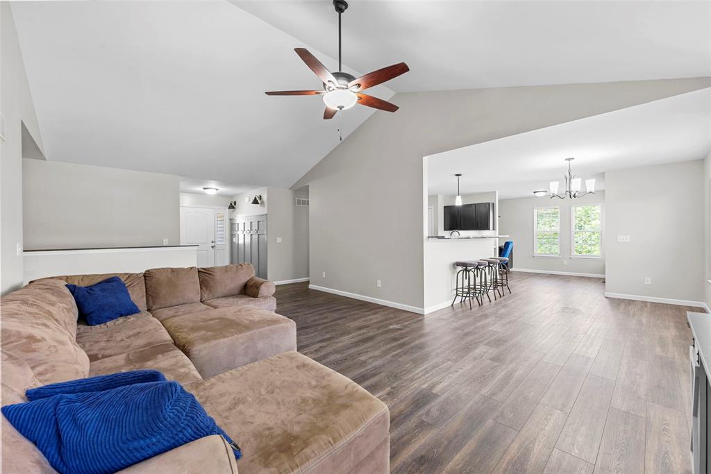 712 Vicksburg Lane Wright City, MO 63390 - Photo 9 of 33