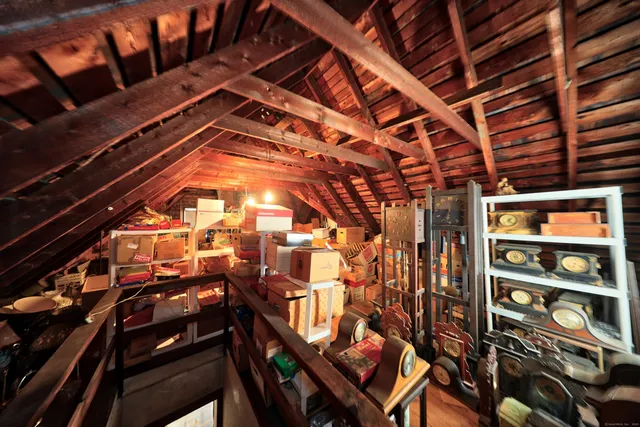 a view of backyard of house