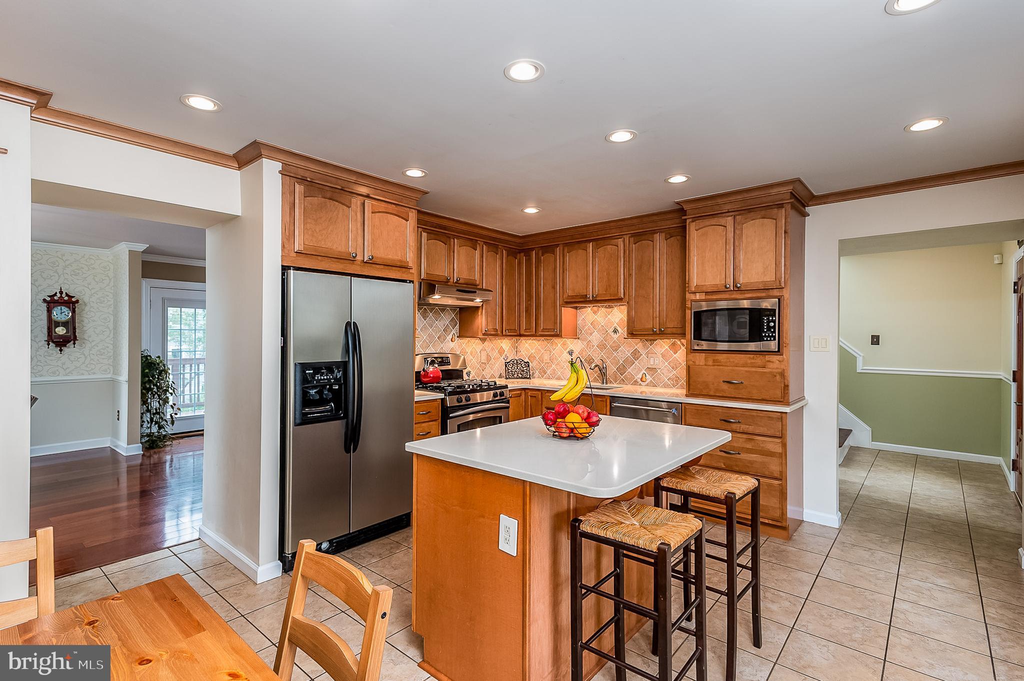 7209 Kindler Road Columbia, MD 21046 - Photo 15 of 42 Center Island