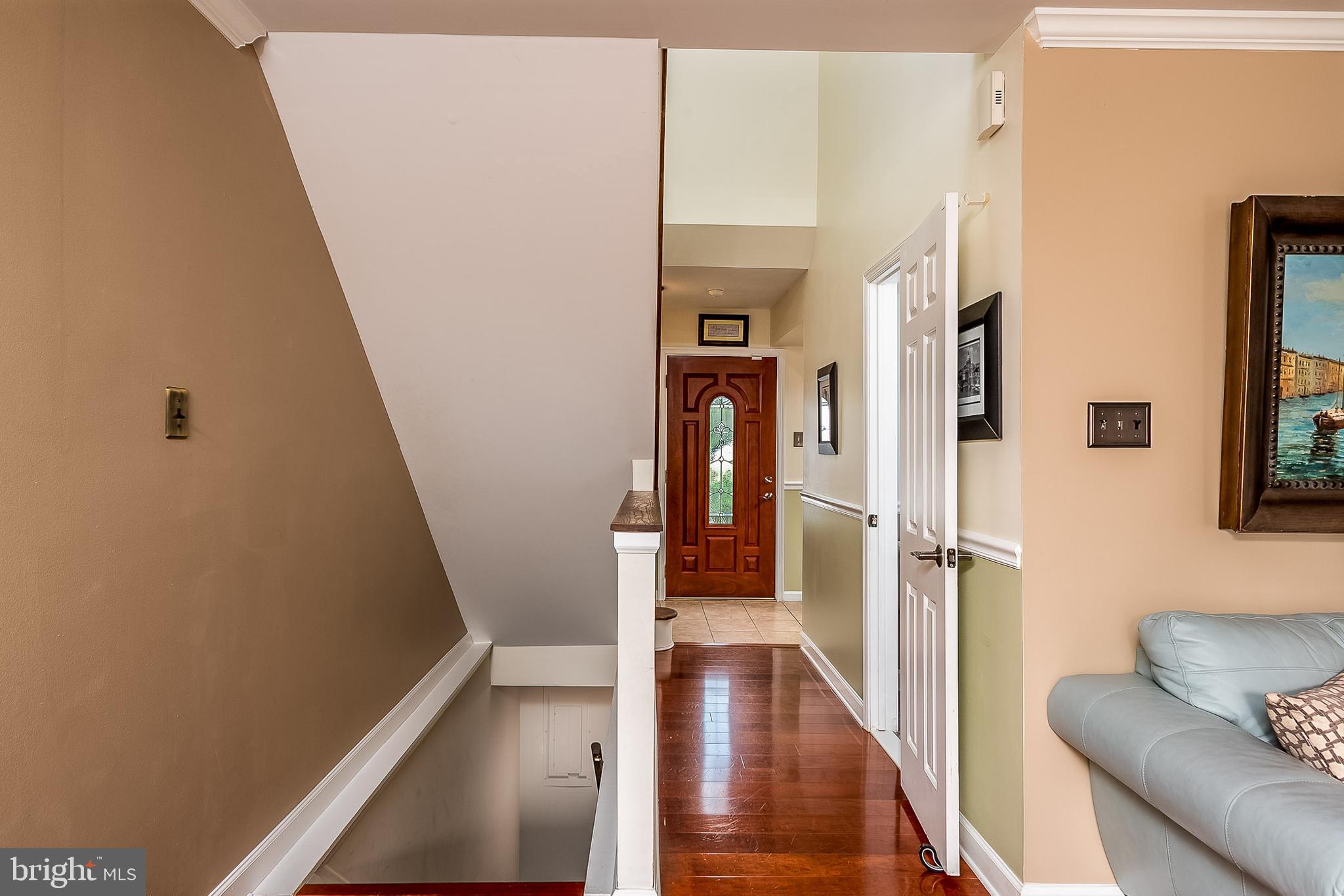 7209 Kindler Road Columbia, MD 21046 - Photo 26 of 42 Hallway