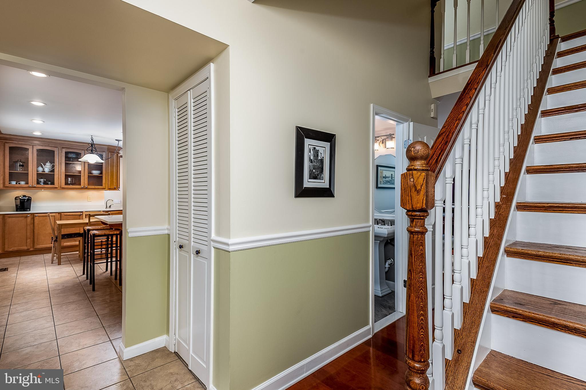 7209 Kindler Road Columbia, MD 21046 - Photo 7 of 42 New Stairs and balusters and railings