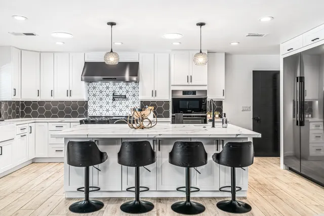 $1,495,000 | 43170 Warner Trail, Palm Desert, CA 92211