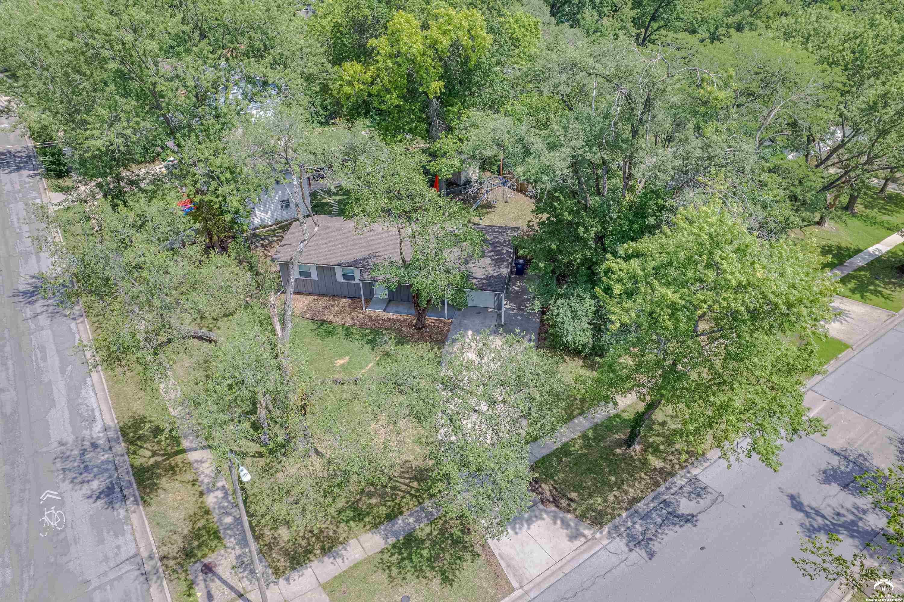 1008 Lawrence Avenue Lawrence, KS 66049 - Photo 26 of 30